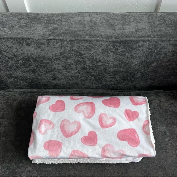 Heart Baby Blanket - Picture 2 of 4